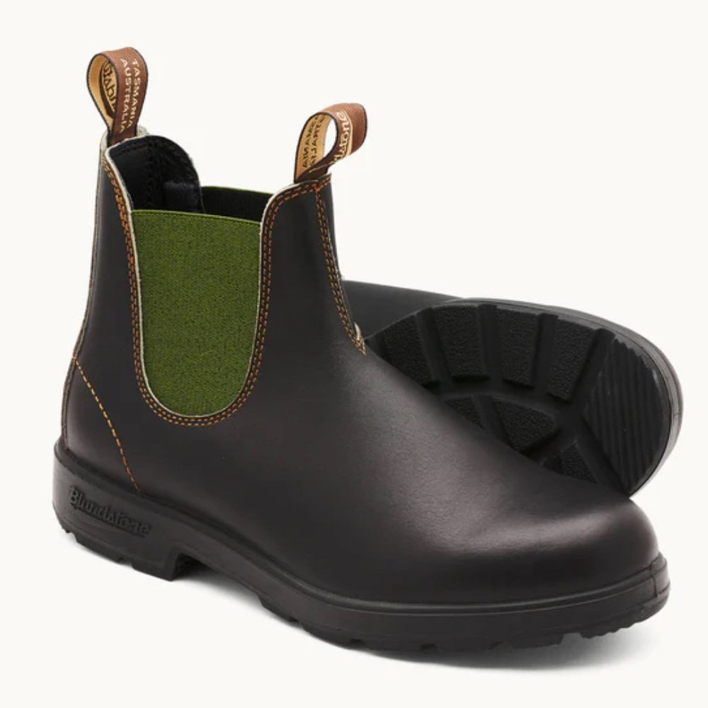 NWT NWB BLUNDSTONE WOMEN’S 519 BROWN OLIVE